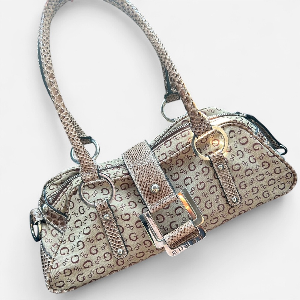 ❗️SOLD❗️ -2000s Monogram Y2K shoulder bag